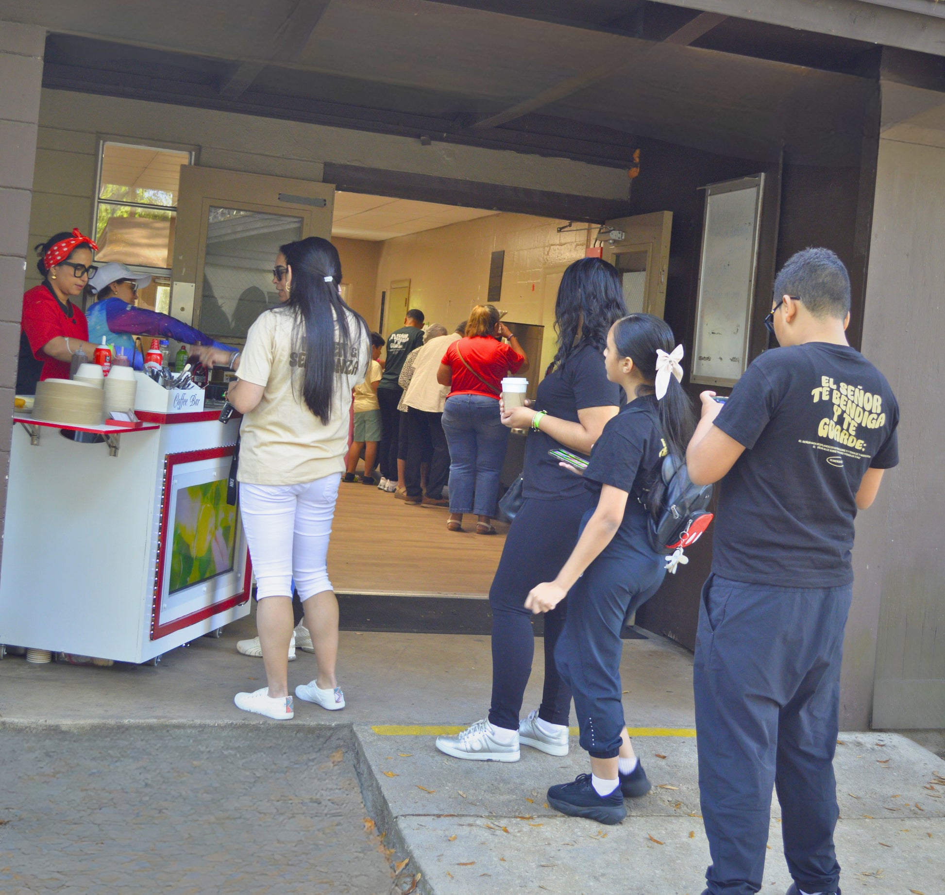 RENTA DE CARRITOS PARA EVENTOS  (cake bar )